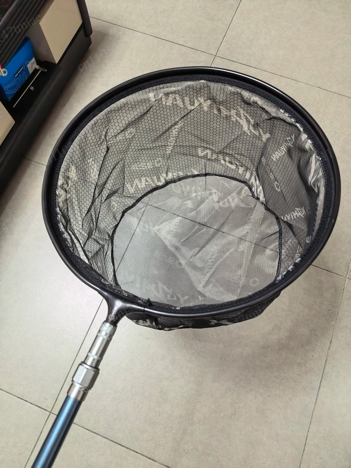 Outdoor Power Source - Canna da Pesca Elettrica Integrata a