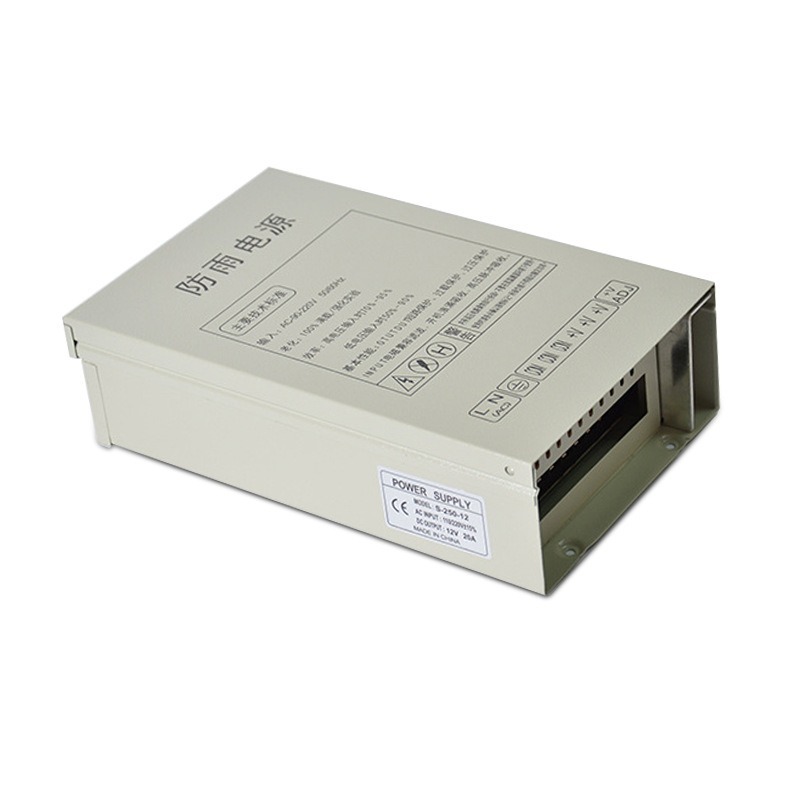 Alimentatore switching 12V 20A - Power Switch Outdoor recensione e prezzo