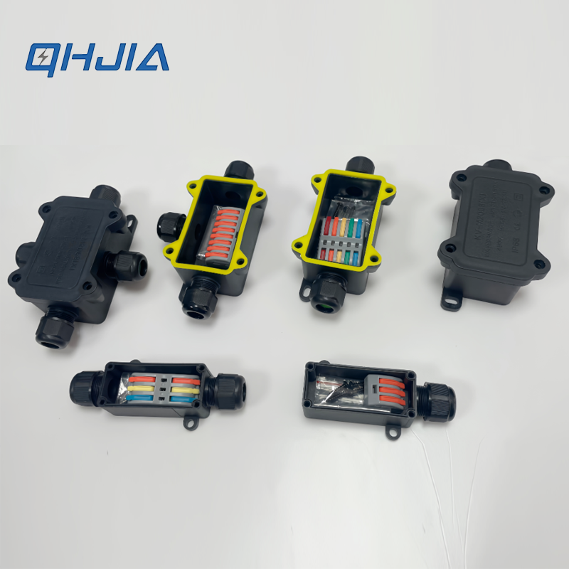 Scatola di Giunzione Impermeab - Outdoor Power Distribution Box recensione e prezzo